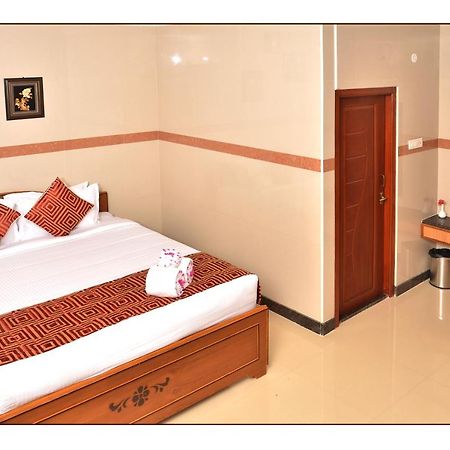Hotel Gvs Residency Yercaud Exterior photo