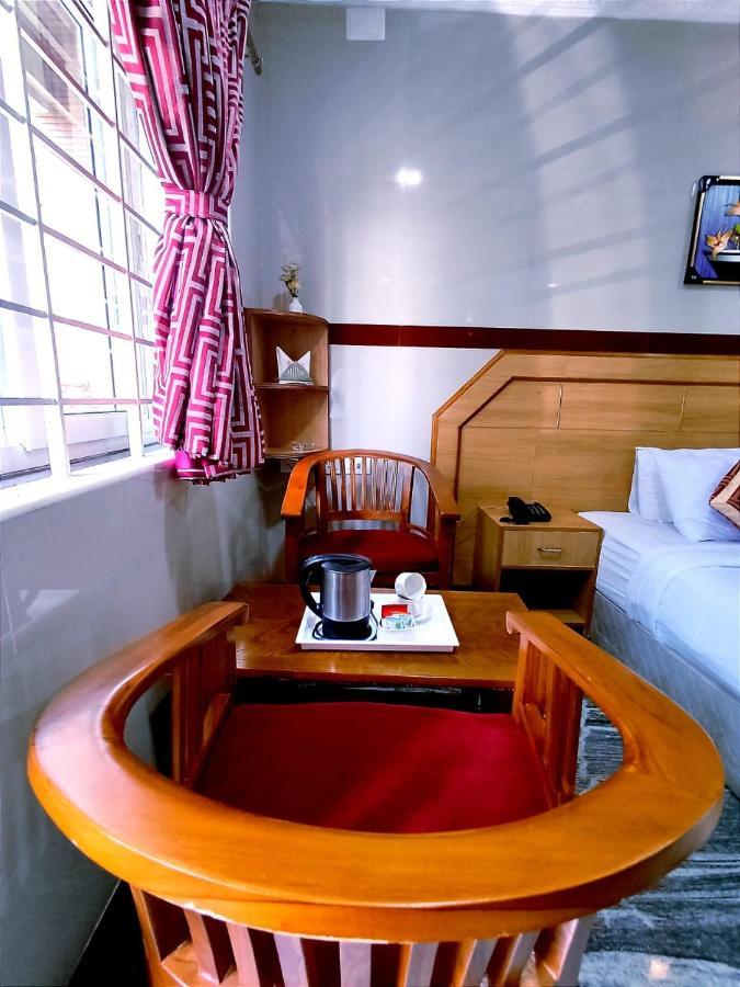 Hotel Gvs Residency Yercaud Exterior photo